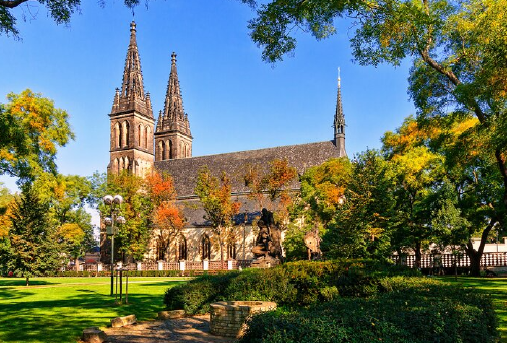 Private Vyšehrad Castle Tour with Casemates and Gorlice | ®ExcursionMania