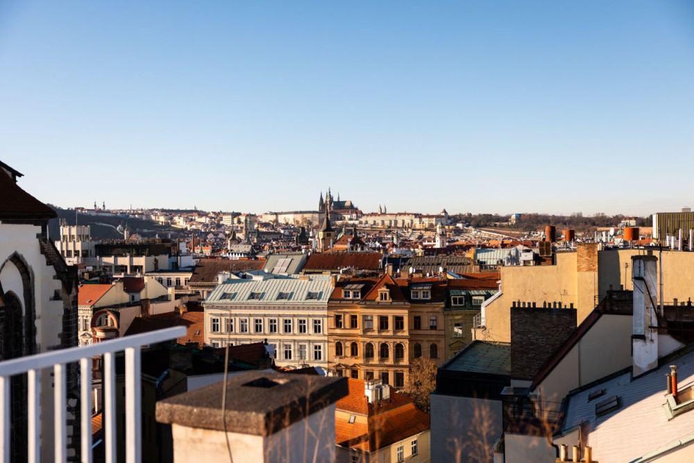 Sky Bar Prague Aperitivo | ®ExcursionMania