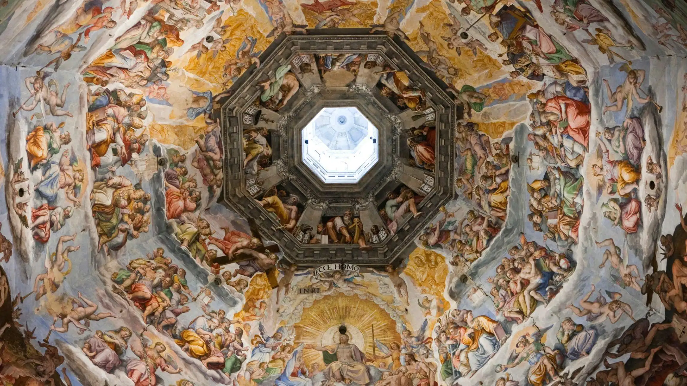 Best of Florence: Private Walking Tour with a Local | ®ExcursionMania