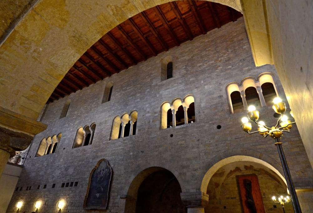 Skip the line: Prague Castle Interiors Tour with Local Guide | ®ExcursionMania
