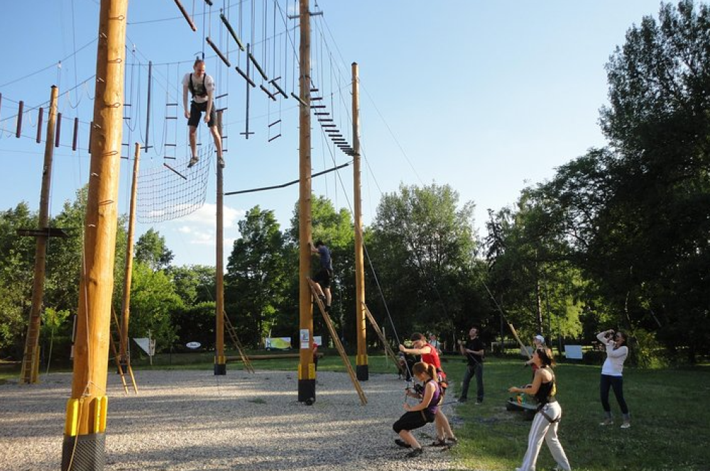 Half-Day Low-Ropes and High-Rope Challenge Course in Prague | ®ExcursionMania