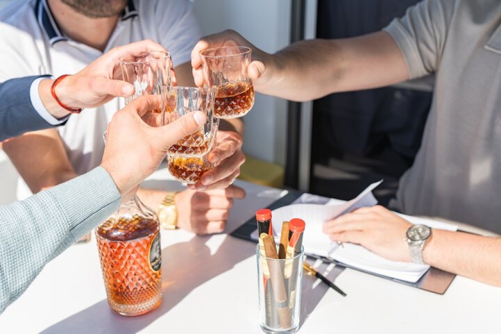 VIP Prague YachtBoat SPEED Experience: All-You-Can-Drink | ®ExcursionMania