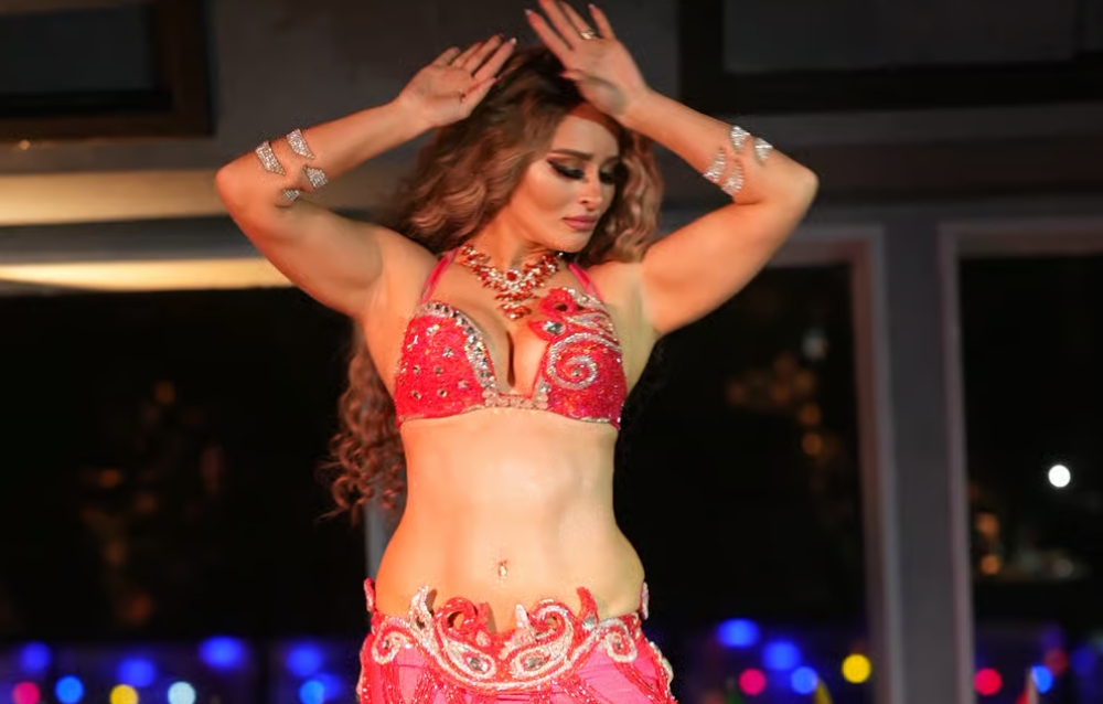 Istanbul: Bosphorus Cruise with Dinner Show | ®ExcursionMania