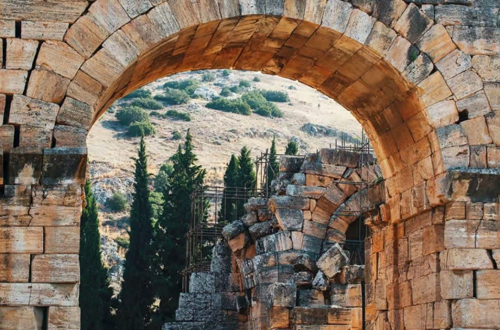 From Kusadasi Hotels or Port: Pamukkale and Hierapolis Tour | ®ExcursionMania