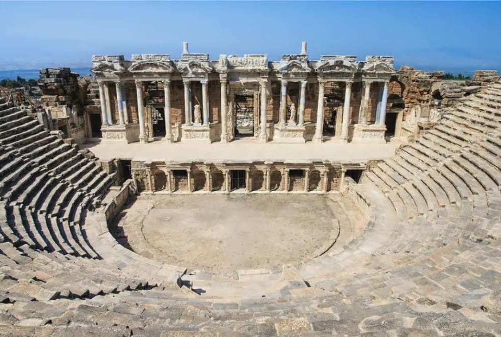 From Kusadasi Hotels or Port: Pamukkale and Hierapolis Tour | ®ExcursionMania