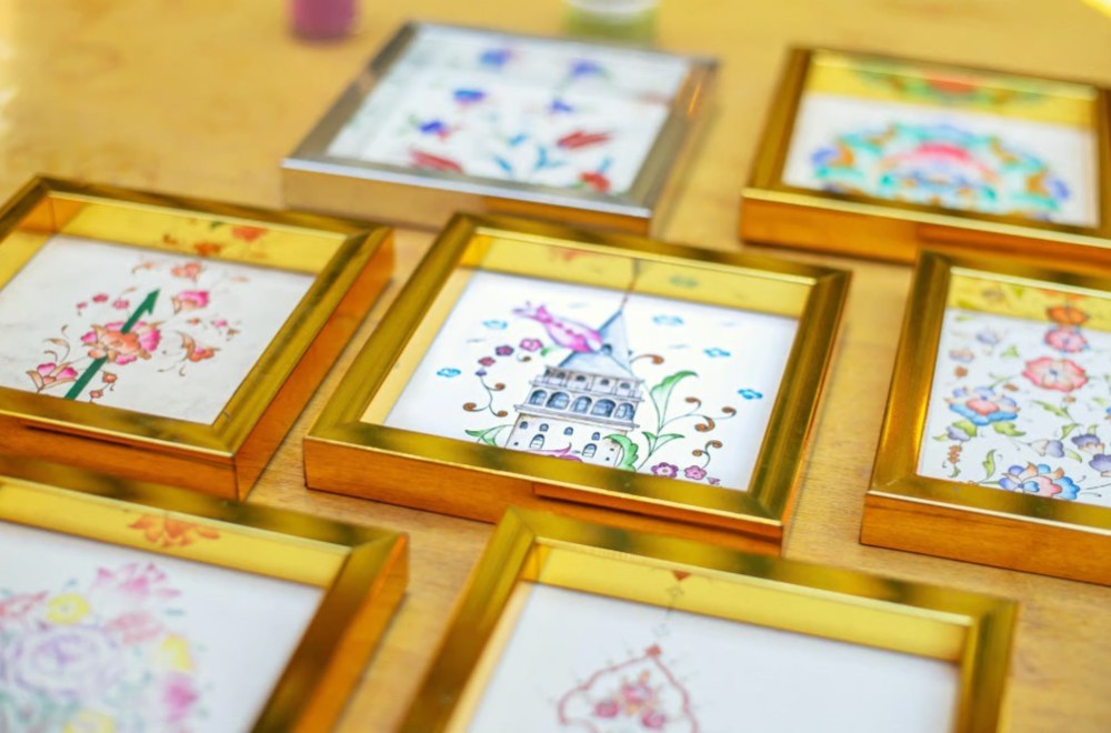 Istanbul: Turkish Illumination Art Workshop With a Master | ®ExcursionMania