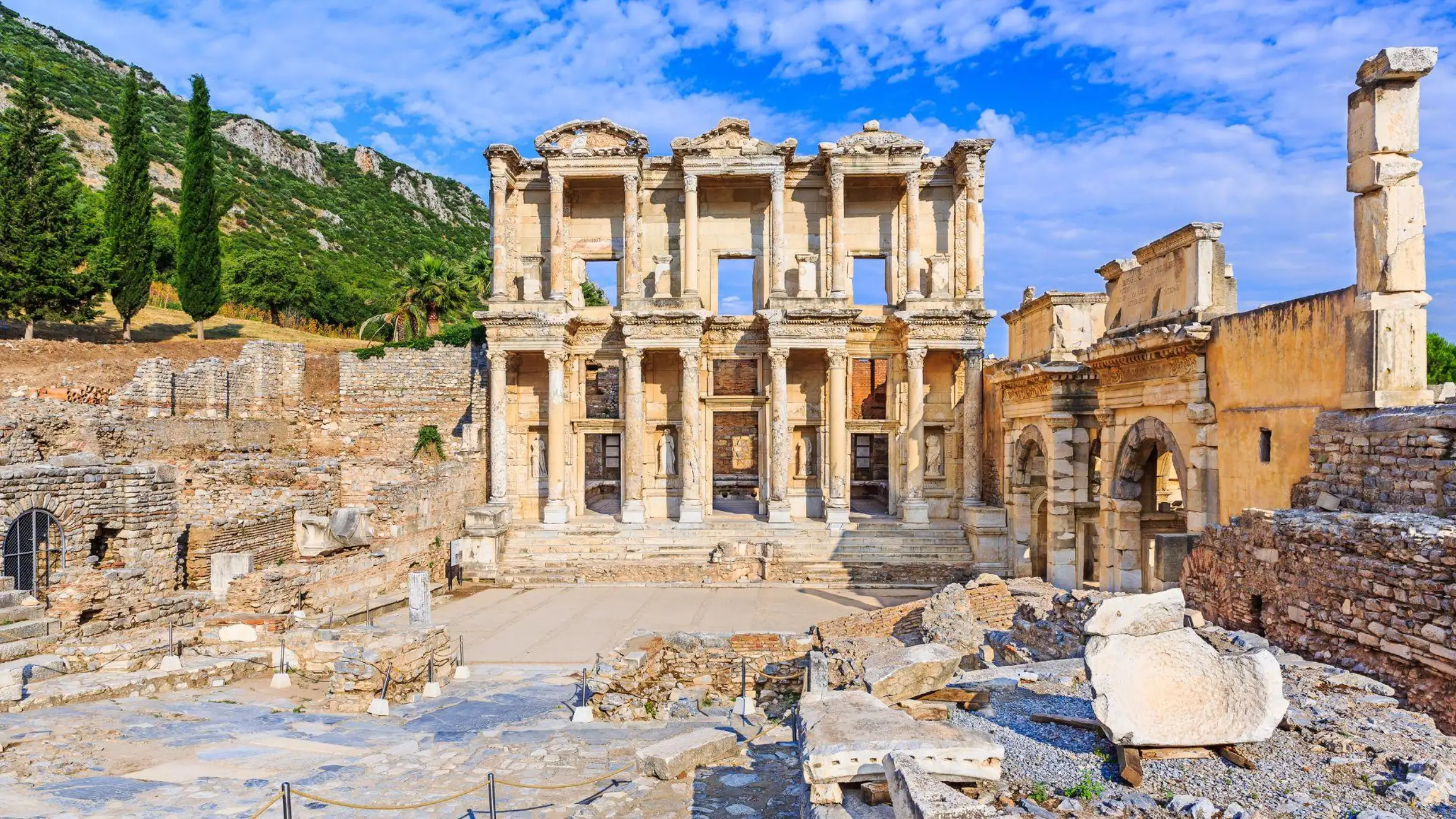 Izmir: Best of Izmir: Private Walking Tour with a Local | ®ExcursionMania