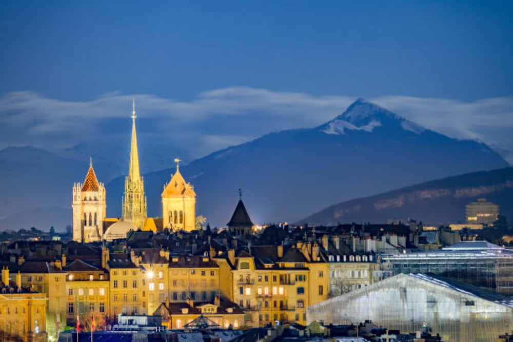 Best of Geneva: Private Walking Tour with a Local | ®ExcursionMania