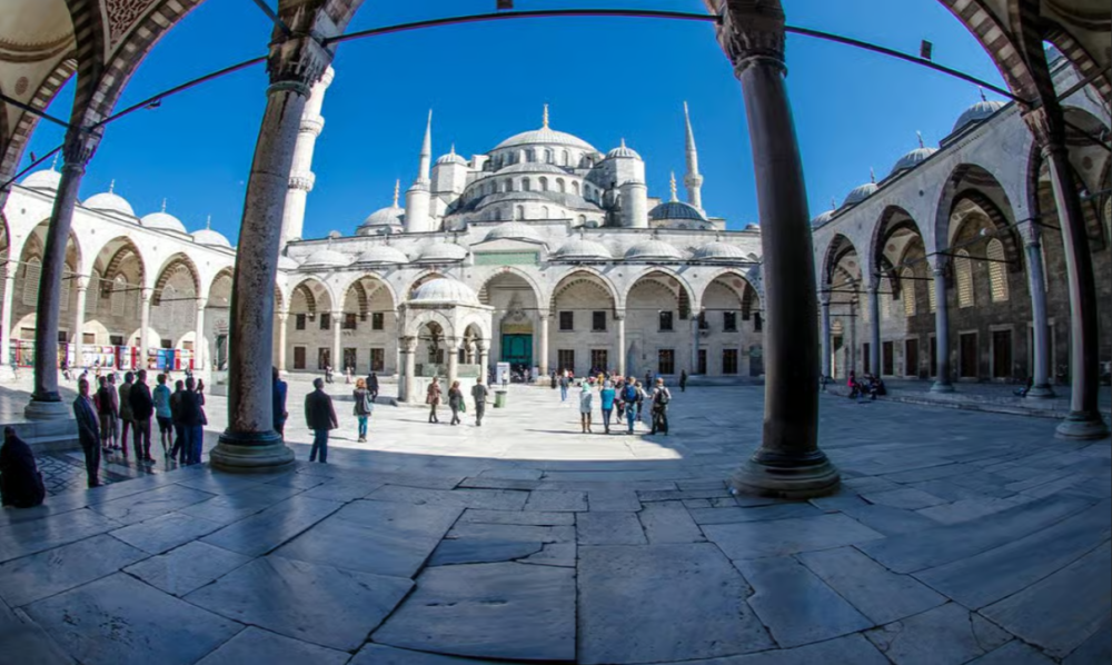 Istanbul: Blue Mosque Small Group Tour | ®ExcursionMania