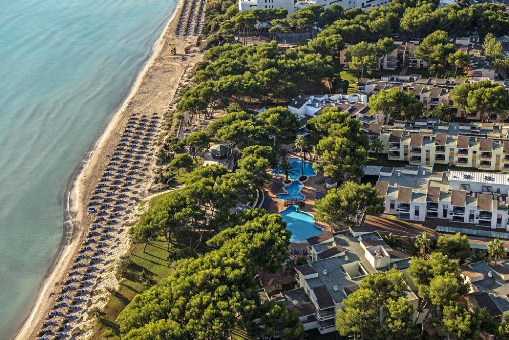 The Ultimate Beach Guide to Mallorca: Where to Sunbathe and Swim