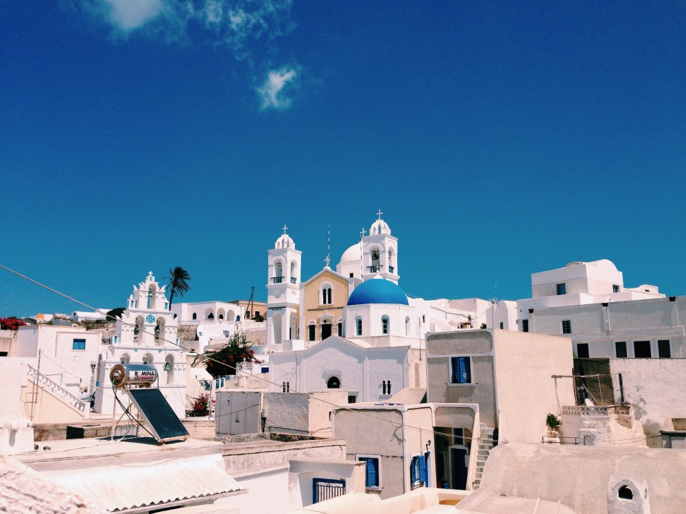 Santorini’s Hidden Gems: Off-the-Beaten-Path Experiences