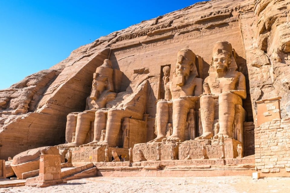 Exploring Abu Simbel: Egypt’s Monumental Temples