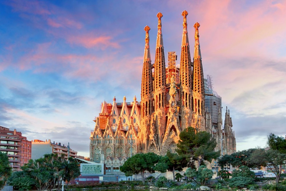 Barcelona for Art Lovers: A Journey Through Gaudí and Beyond
