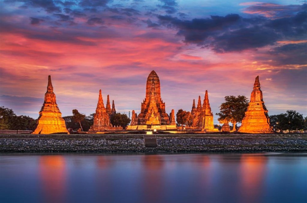 Exploring the Ancient Ruins of Ayutthaya: A Historical Journey