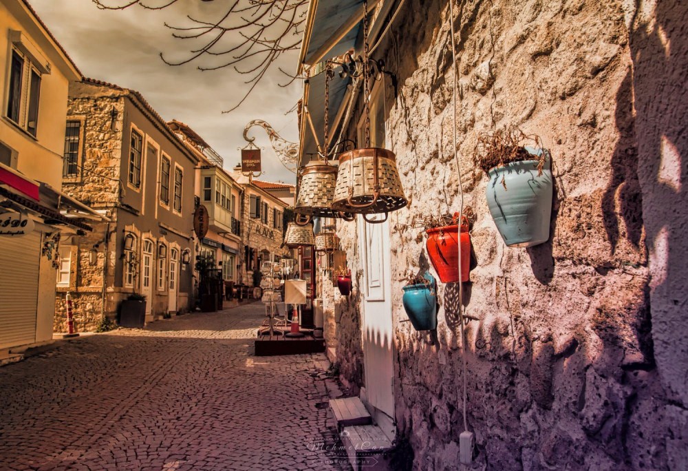 The Art and Festivals of Izmir