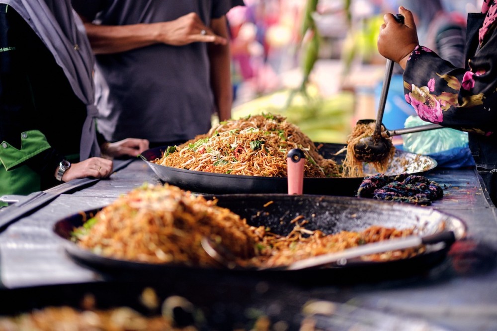 A Food Lover’s Guide to Al-Ula: What and Where to Eat