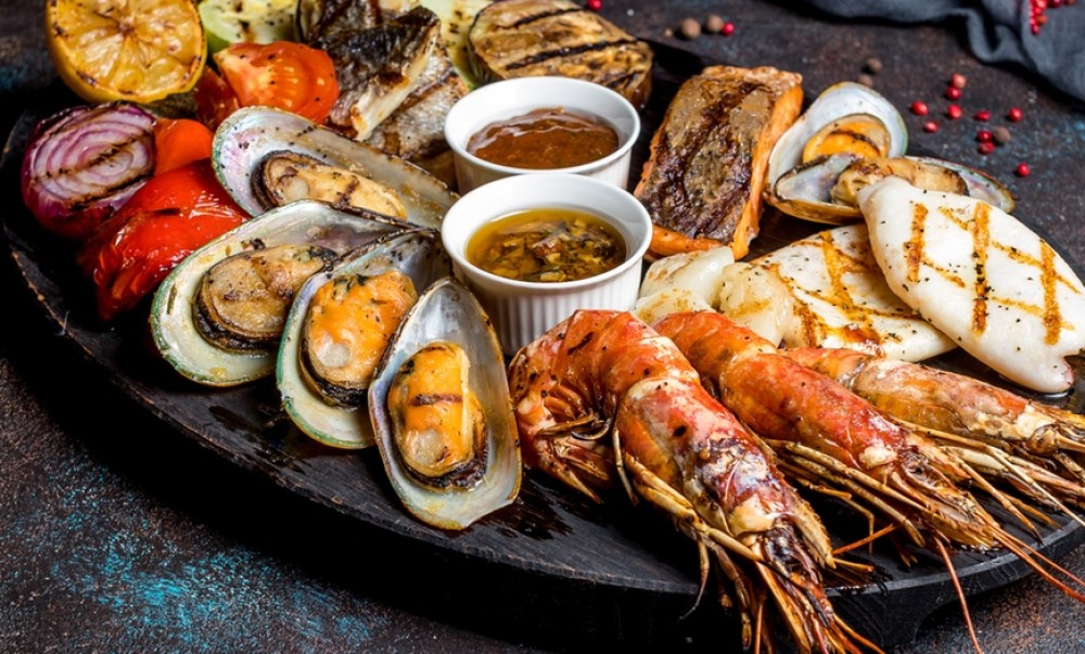 The Ultimate Ha Long Bay Food Guide: What to Eat and Where