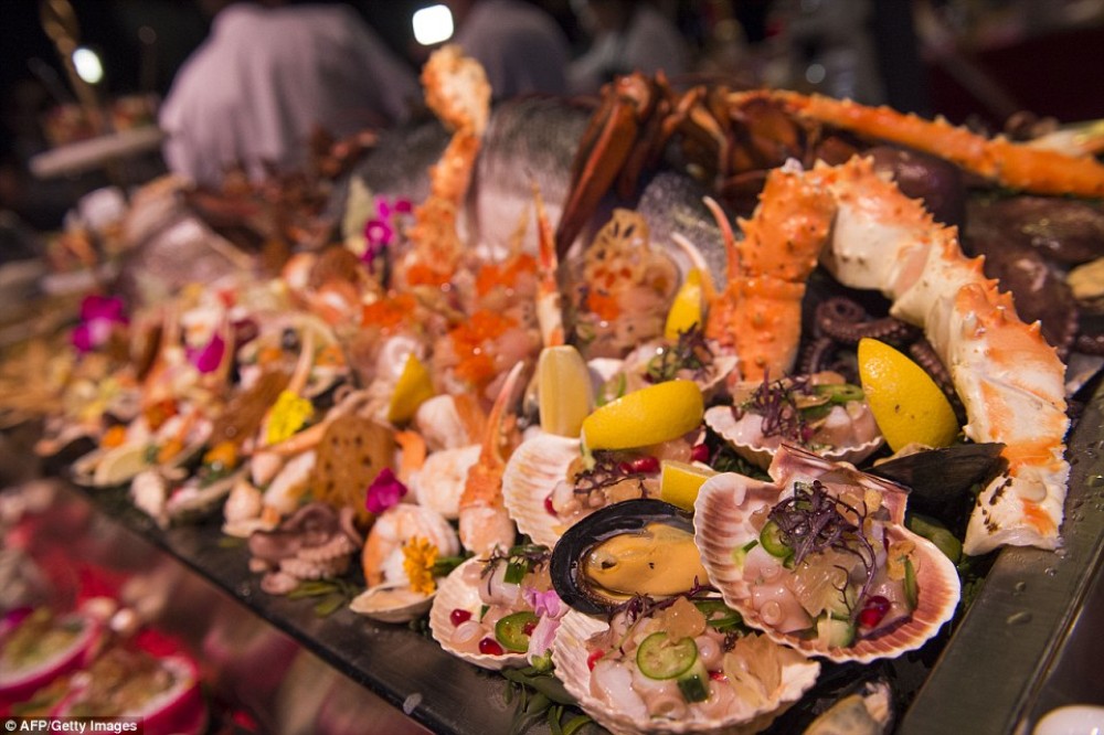 A Food Lover’s Guide to Casablanca: Best Places to Eat and Drink