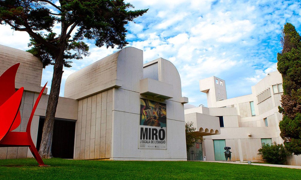 Barcelona for Art Lovers: A Journey Through Gaudí and Beyond