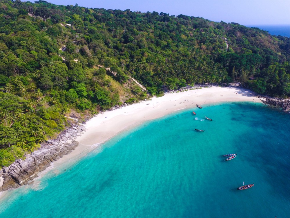 Best Beaches in Phuket: A Guide to the Island’s Most Stunning Shores