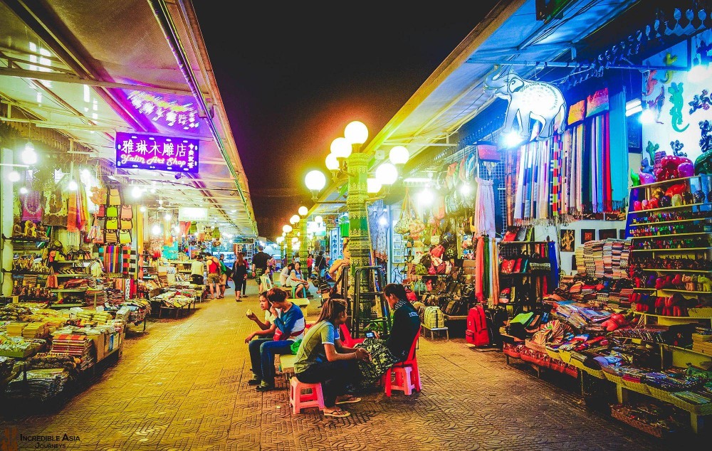 Siem Reap Nightlife: Best Bars, Night Markets, and Cultural Shows