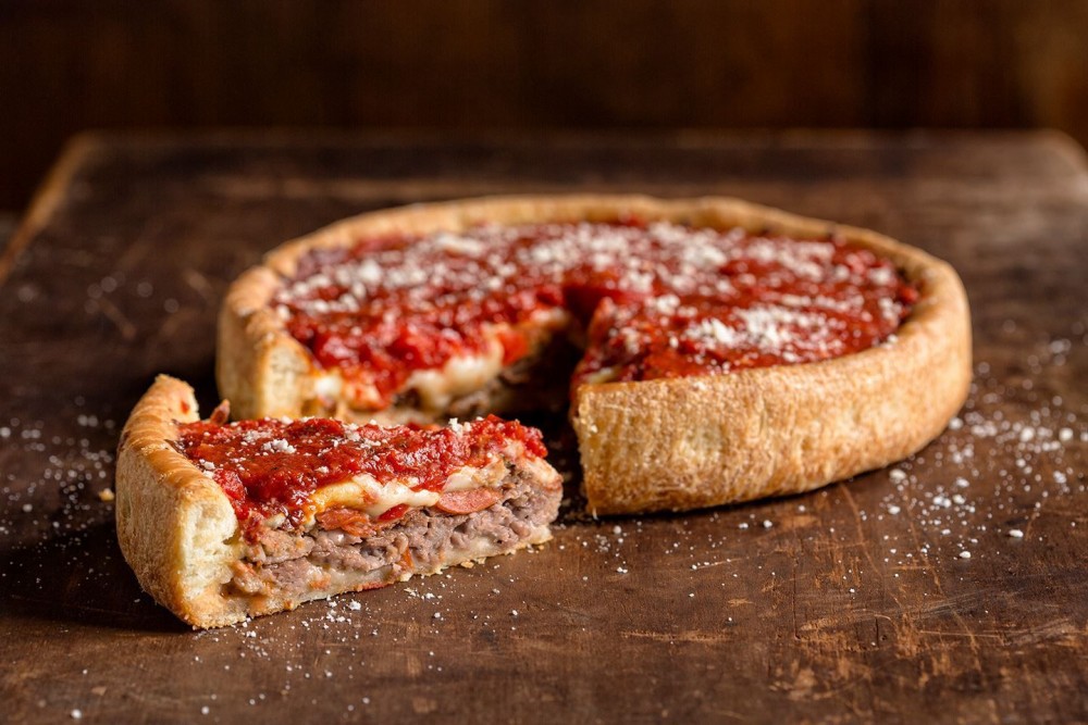 A Food Lover’s Guide to Chicago: What to Eat and Where to Find It