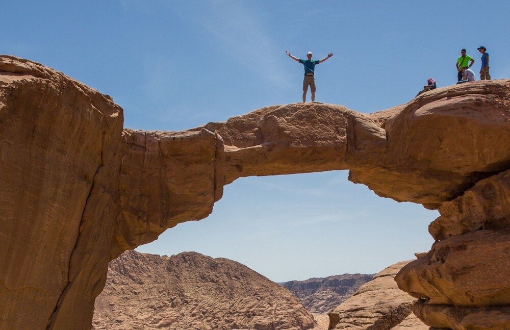 A Guide to Wadi Rum: Must-See Sights and Experiences
