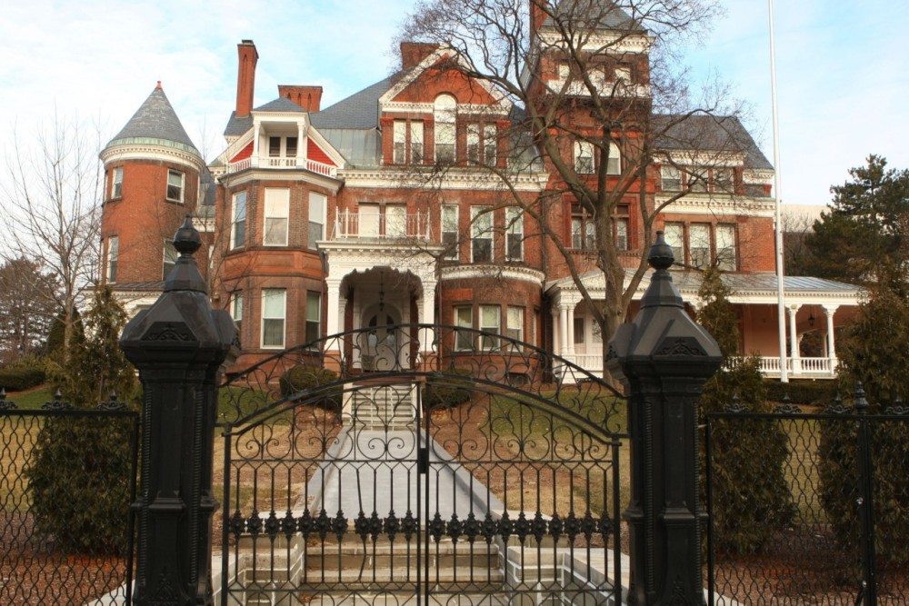 Beyond the Monuments: Unique Experiences in Washington DC