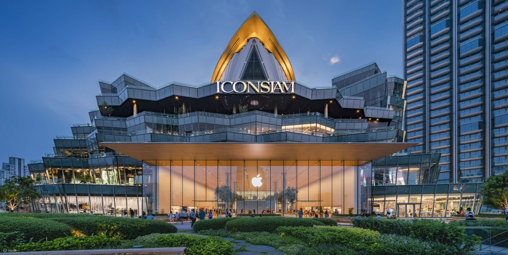The Best Shopping in Bangkok: From Luxury Malls to Bargain Markets