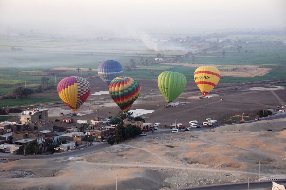  Sunrise Hot Air Balloon Adventures Over Luxor