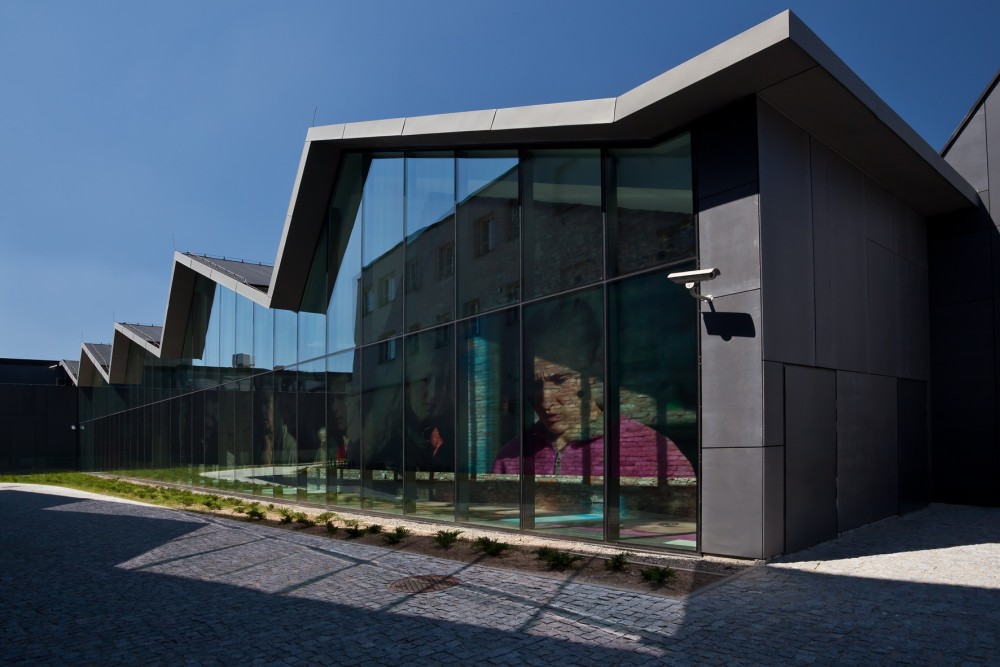 Krakow for Culture Enthusiasts: Museums, Art, and Theaters to Explore