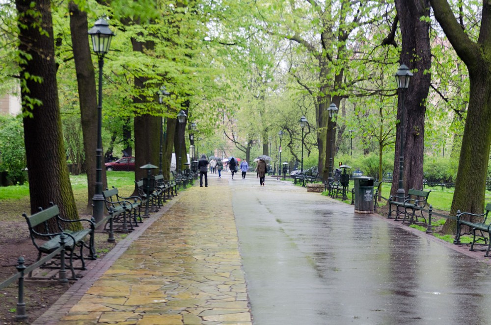 Krakow on Foot: Best Walking Routes to Discover the City’s Charm