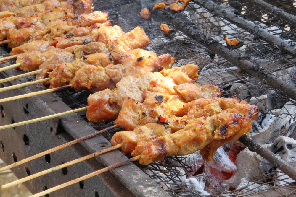 A Food Lover’s Guide to Ayutthaya: Must-Try Dishes and Where to Find Them