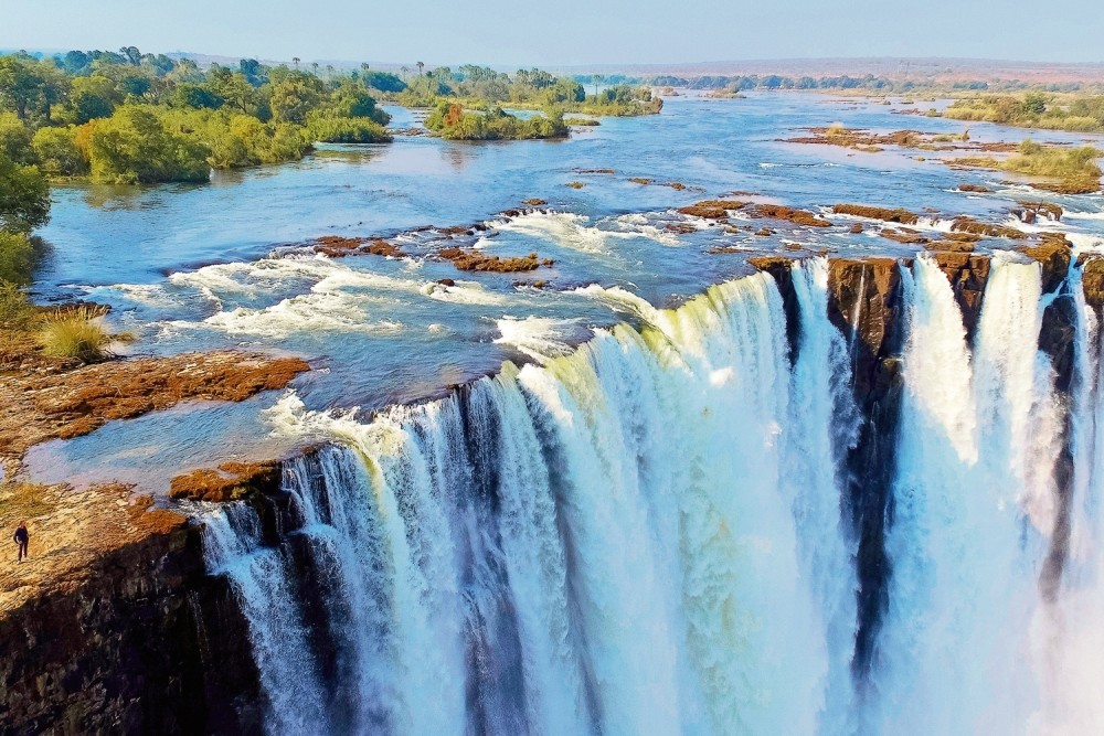 A First-Timer’s Guide to Exploring Victoria Falls