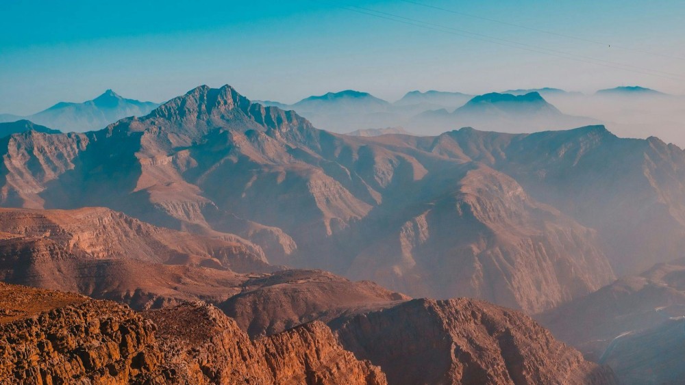 A Guide to Wadi Rum: Must-See Sights and Experiences