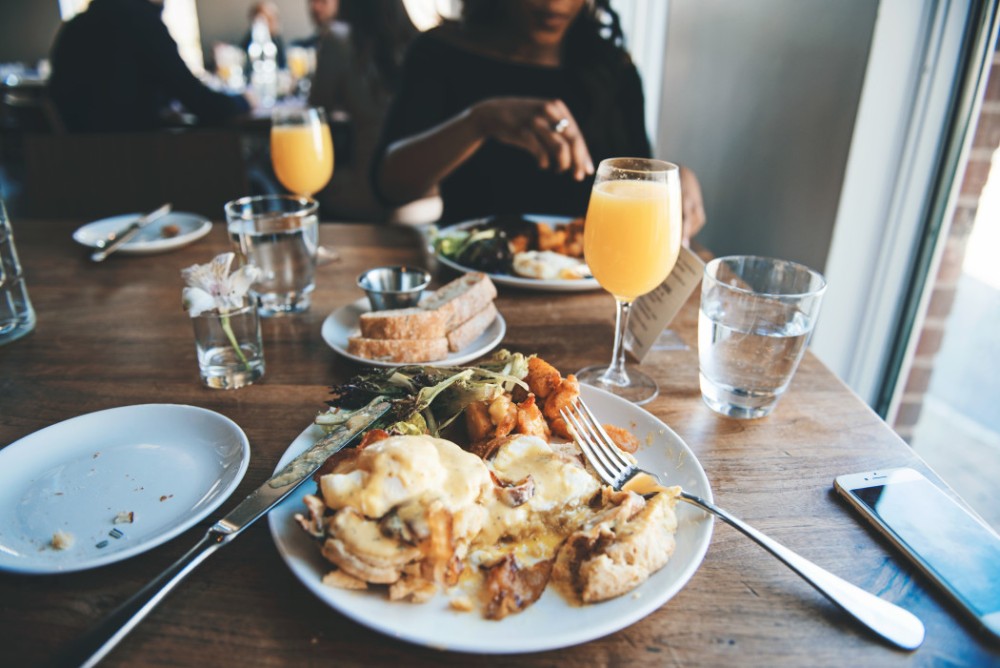A Food Lover’s Guide to Washington DC: Best Eats and Local Favorites