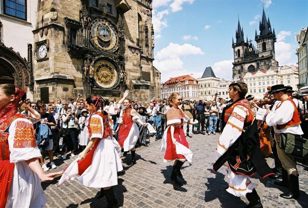Exploring Prague for First-Timers: What You Need to Know