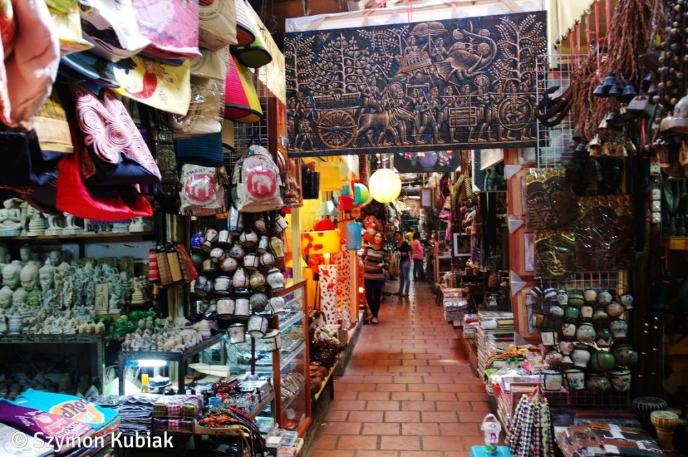 Phnom Penh for First-Timers: Must-See Sights and Activities