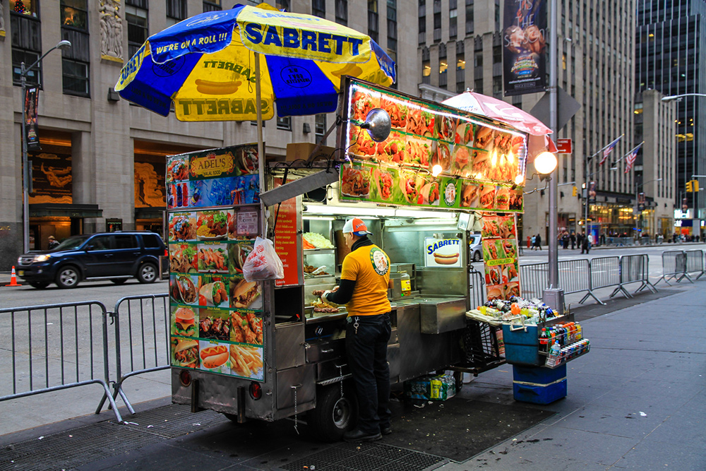 A Foodie’s Guide to New York: Best Places to Eat and Drink