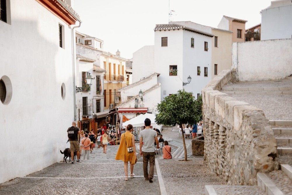 Porto Unveiled: Must-See Attractions for First-Time Visitors