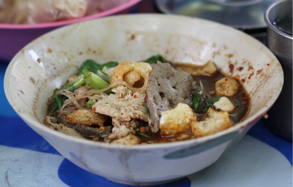 A Foodie’s Tour of Bangkok: Must-Try Local Dishes & Where to Eat Them