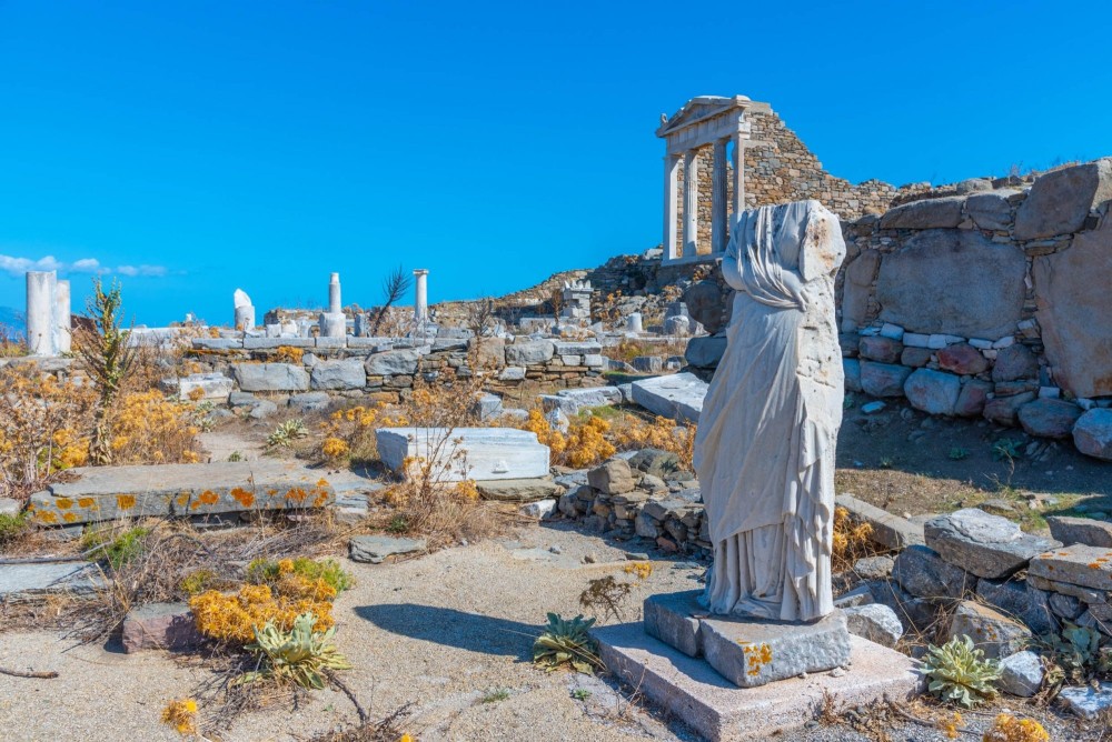 Top 5 Must-Do Activities in Mykonos