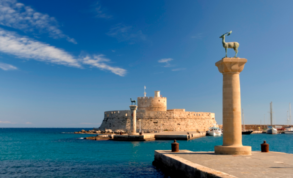 The Best Beaches in Rhodes: Where to Relax and Swim