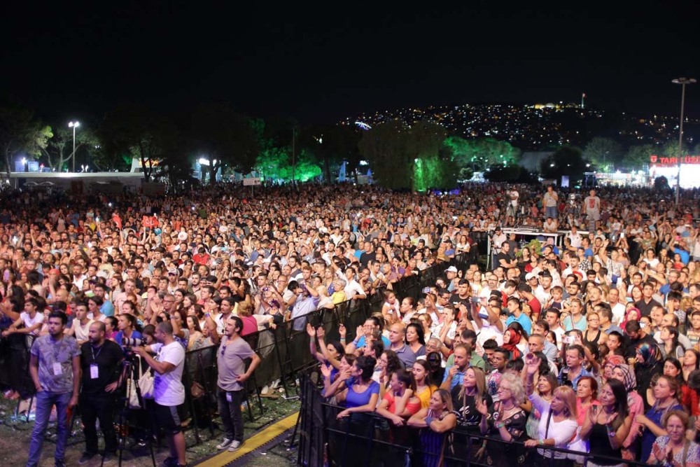 The Art and Festivals of Izmir
