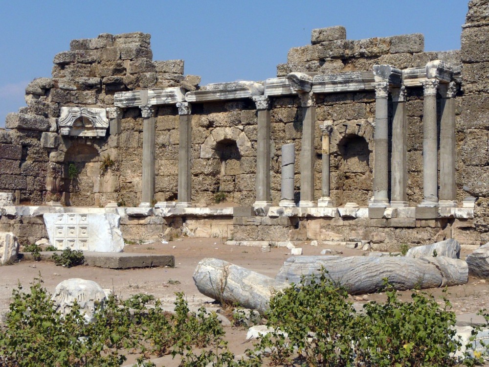 Cultural Delights: Exploring Manavgat’s History and Local Traditions