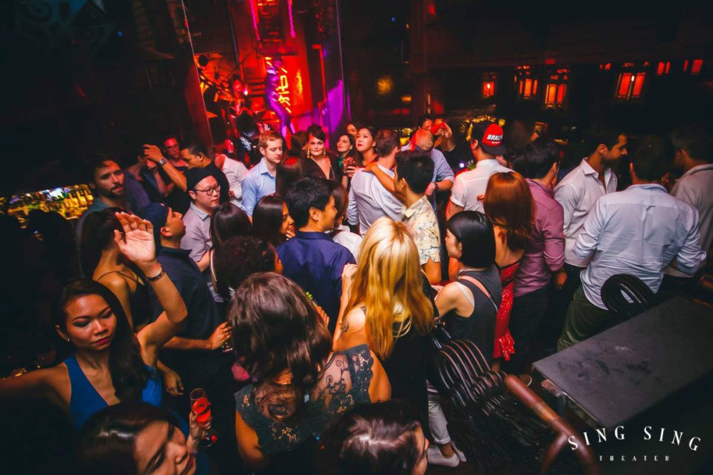 The Ultimate Bangkok Nightlife Guide: Bars, Clubs & Rooftops