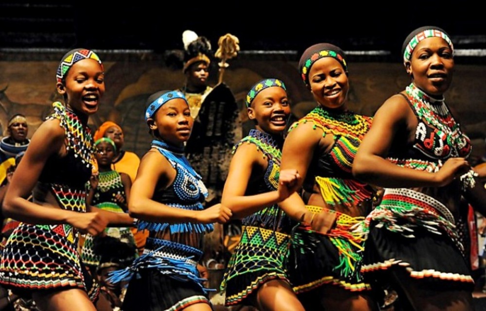 Cultural Experiences in Cartagena: History, Flavor, and Rhythm