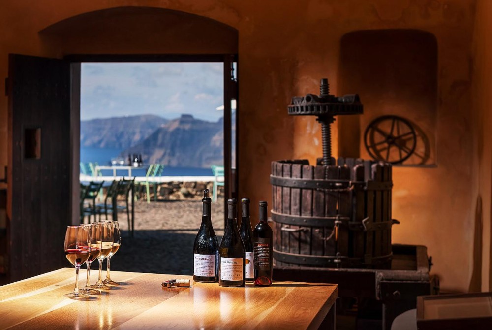 Top Things to Do in Santorini for an Unforgettable Vacation