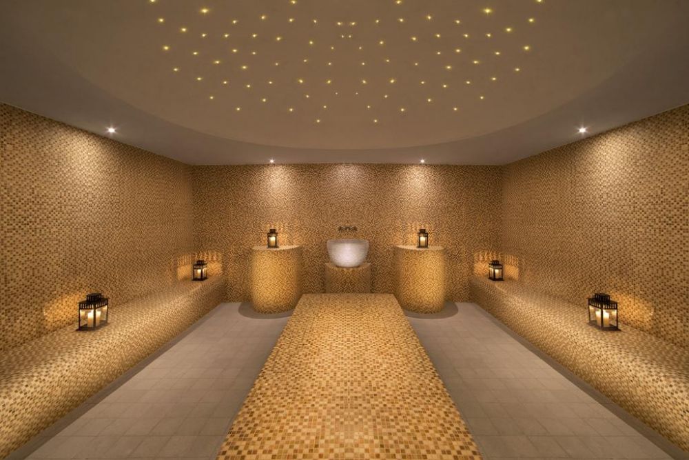 Luxury in the Desert: Abu Dhabi’s Best High-End Experiences