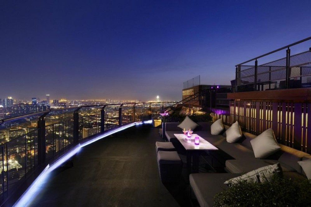 The Ultimate Bangkok Nightlife Guide: Bars, Clubs & Rooftops
